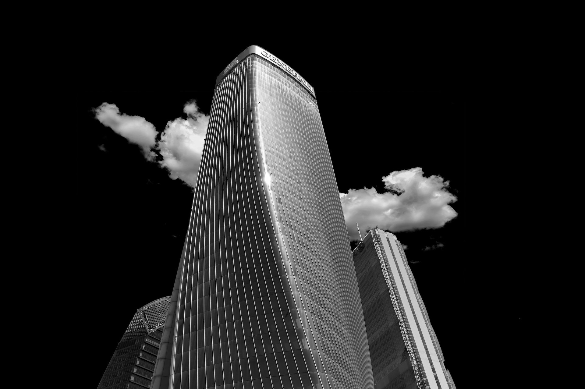 Torre PwC, con Torre Isozaki e Torre Hadid sullo sfondo, CityLife